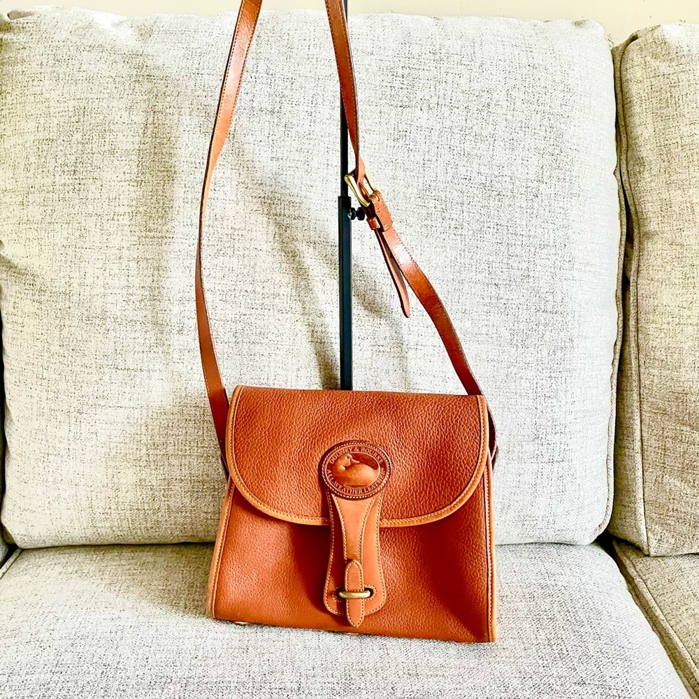 Dooney & Bourke All Weather 2 Duck, Vintage. Pebble Leather. Dark Tan. Like New! - Picture 13 of 15